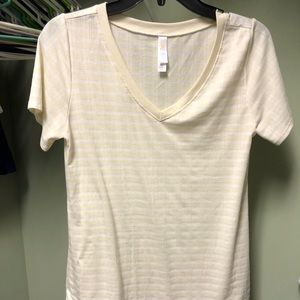 Lularoe Christy Vneck T